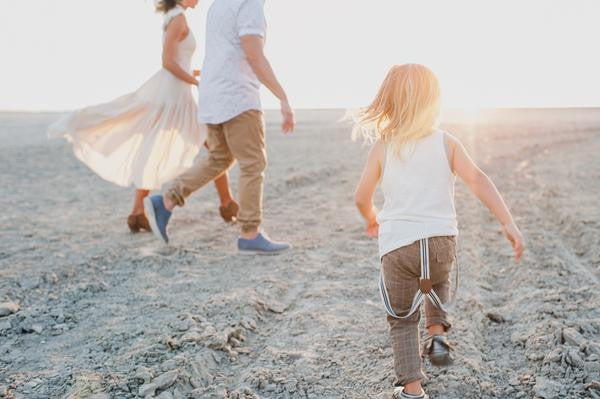 SP Essentials Photographing Families at Salt Flats Video for Photographers